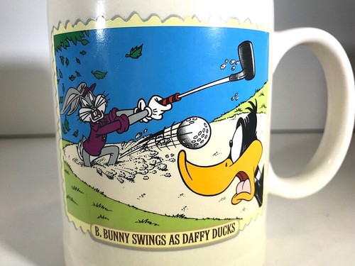 Vintage 1997 Warner Bros. Bugs Bunny Daffy Duck GOLF Cup Mug 19th Hole Man Cave - Picture 6 of 7