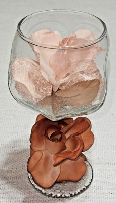Glass Goblet With Pink Rose 6.5'' X 4''