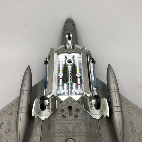 Wltk USAF F-22 Raptor Stealth Fighter Battled Version 1/100 Diecast Model - Picture 4 of 9