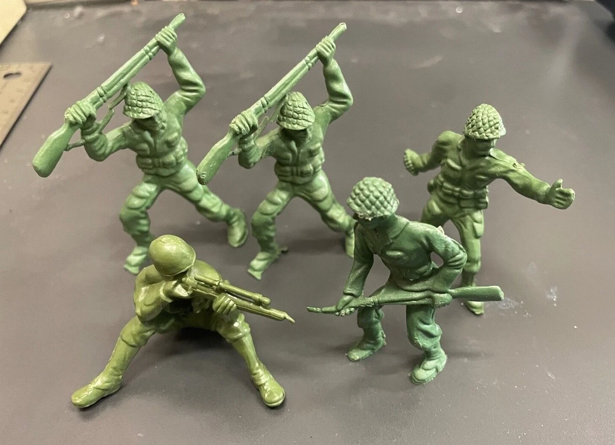 Lot of 5 Vintage 1970s Plastic Green Army Men Figures 3 Tall eBay