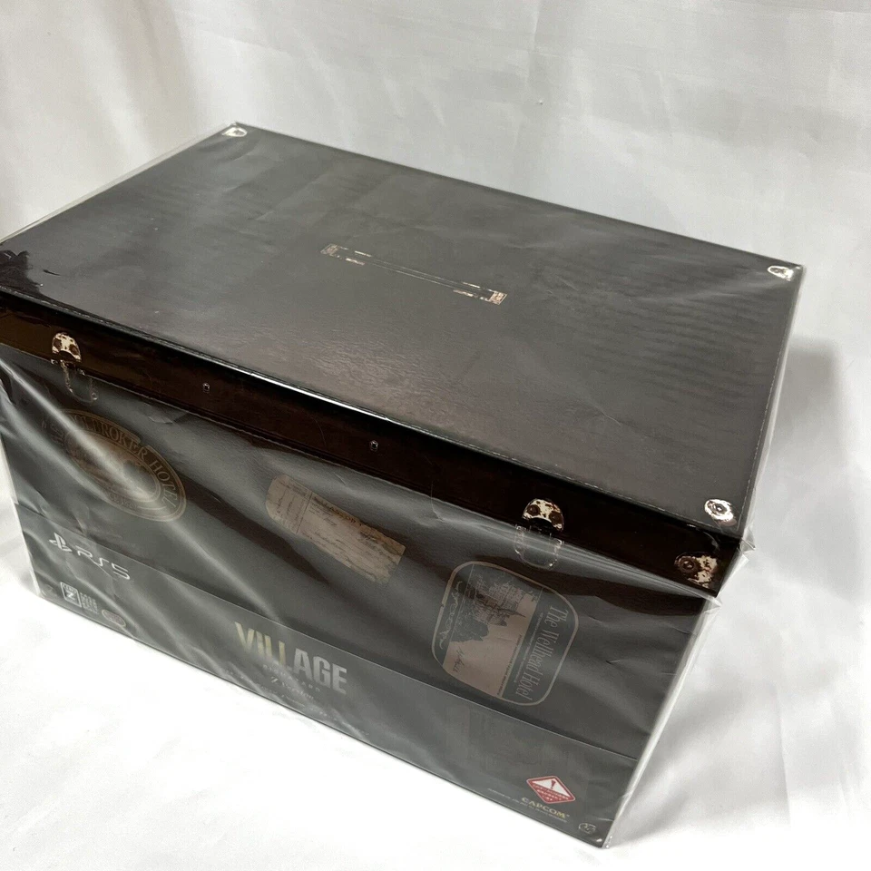 PS5 BIOHAZARD VILLAGE Z Version COLLECTOR'S EDITION Resident Evil Japan - Image 3 of 4