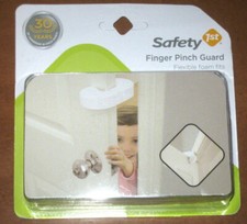 NEW SAFETY FIRST 1ST FINGER PINCH GUARD BABY PROOF CHILD SAFETY