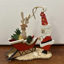 Vtg Emgee Hawaii Ornament Santa With Sleigh Reindeer Shells Sand 3.2 in READ