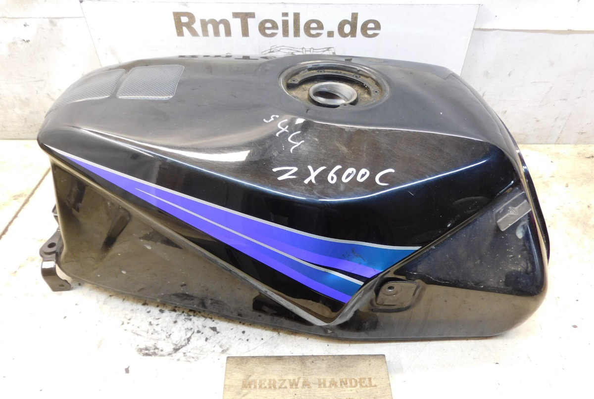 KAWASAKI ネイビータンク Kawasaki GPX 600 R ZX600C Tank Kraftstofftank Benzintank | eBay