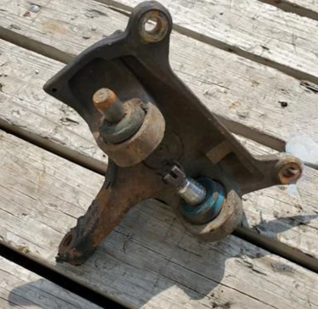 2007-2014 Ford E150 E250 E350 Front RH Passenger Spindle Knuckle Assembly Oem - Image 2 of 4