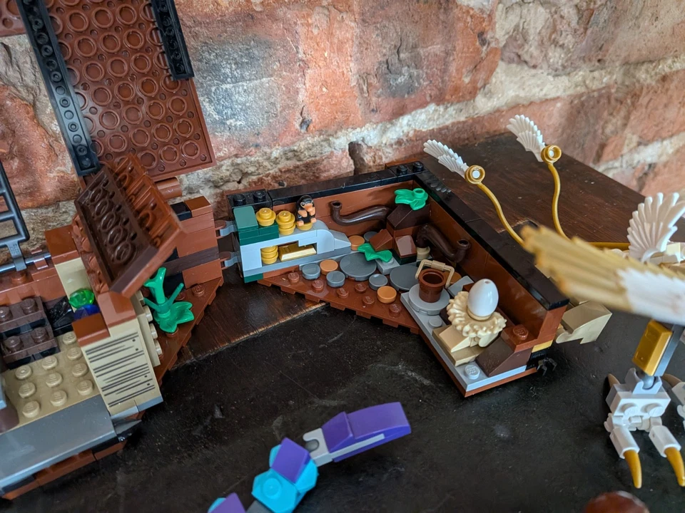 LEGO Harry Potter 75952 Newt's Case of Magical Creatures, photo 4 of 4