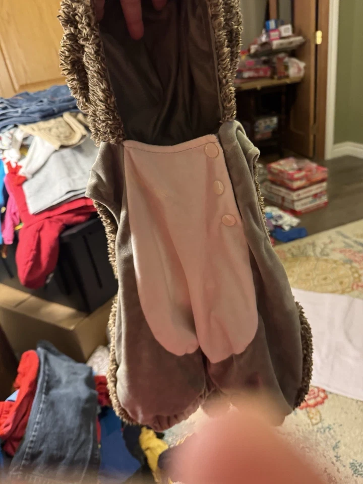 Hyde & EEK! Disfraz de jersey de felpa erizo infantil boutique. Usado en excelente estado 6-12 meses Foto 3 de 4