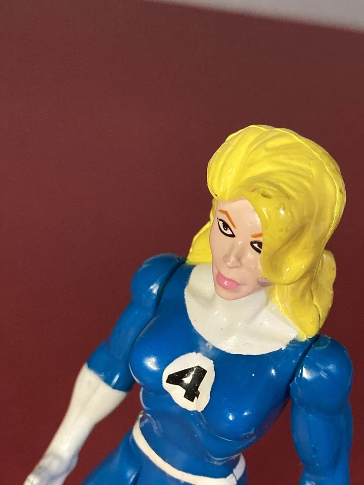 Figura de acción suelta ToyBiz Marvel Fantastic Four Invisible Woman 1995 5"  Foto 2 de 4