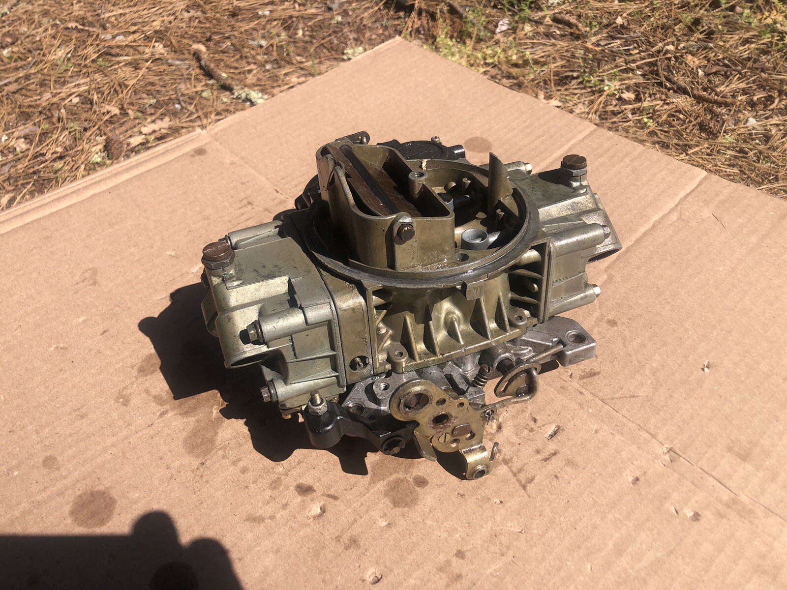 Holley Performance 33103 Carburetor 4 Barrel Vacuum Secondaries Carb