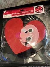 Pom Pom Plate Kit Ladybug 