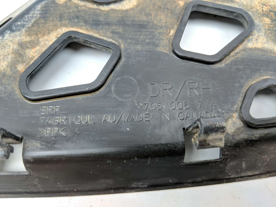 14 Can Am Maverick 1000R X RS DPS Right Baggage Rack Cover Plastic 705006714 - Image 4 of 4