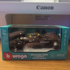 Lewis Hamilton 44 F1 Mercedes-AMG Petronas F1W14E Burago 1:43 Die-Cast Race Car