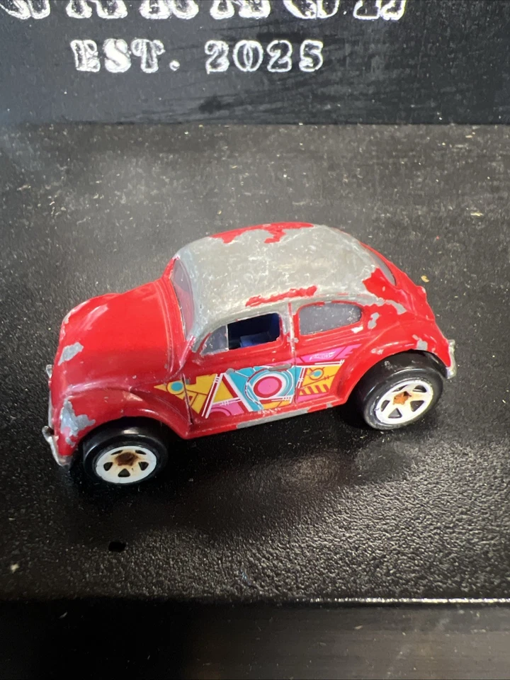 Красный жук Volkswagen Design Lab HW Hot Wheels упаковка 5 шт. - Изображение 2 из 4