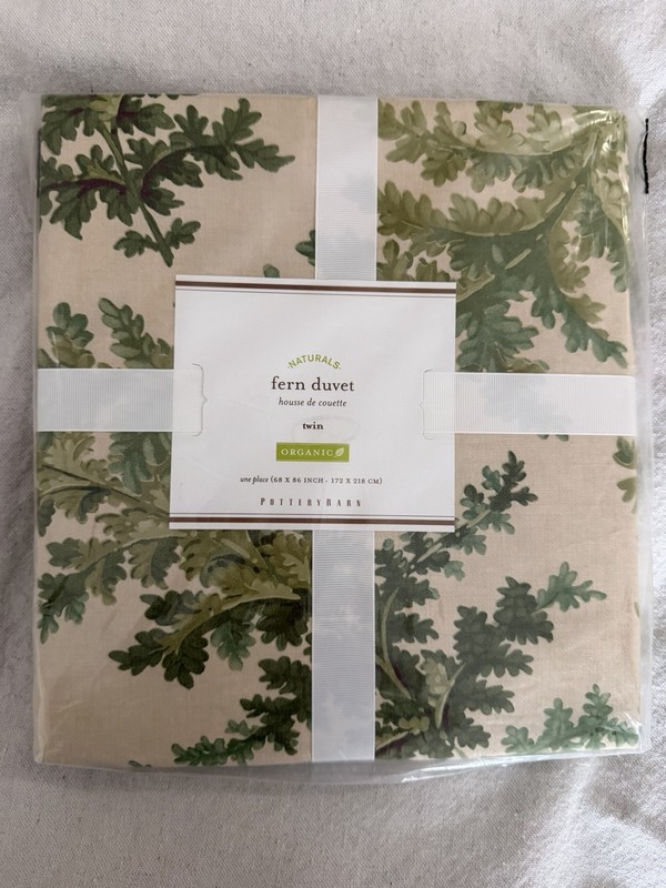 New in package Pottery Barn Naturals Organic Fern Duvet Cover Twin 68x86" Green