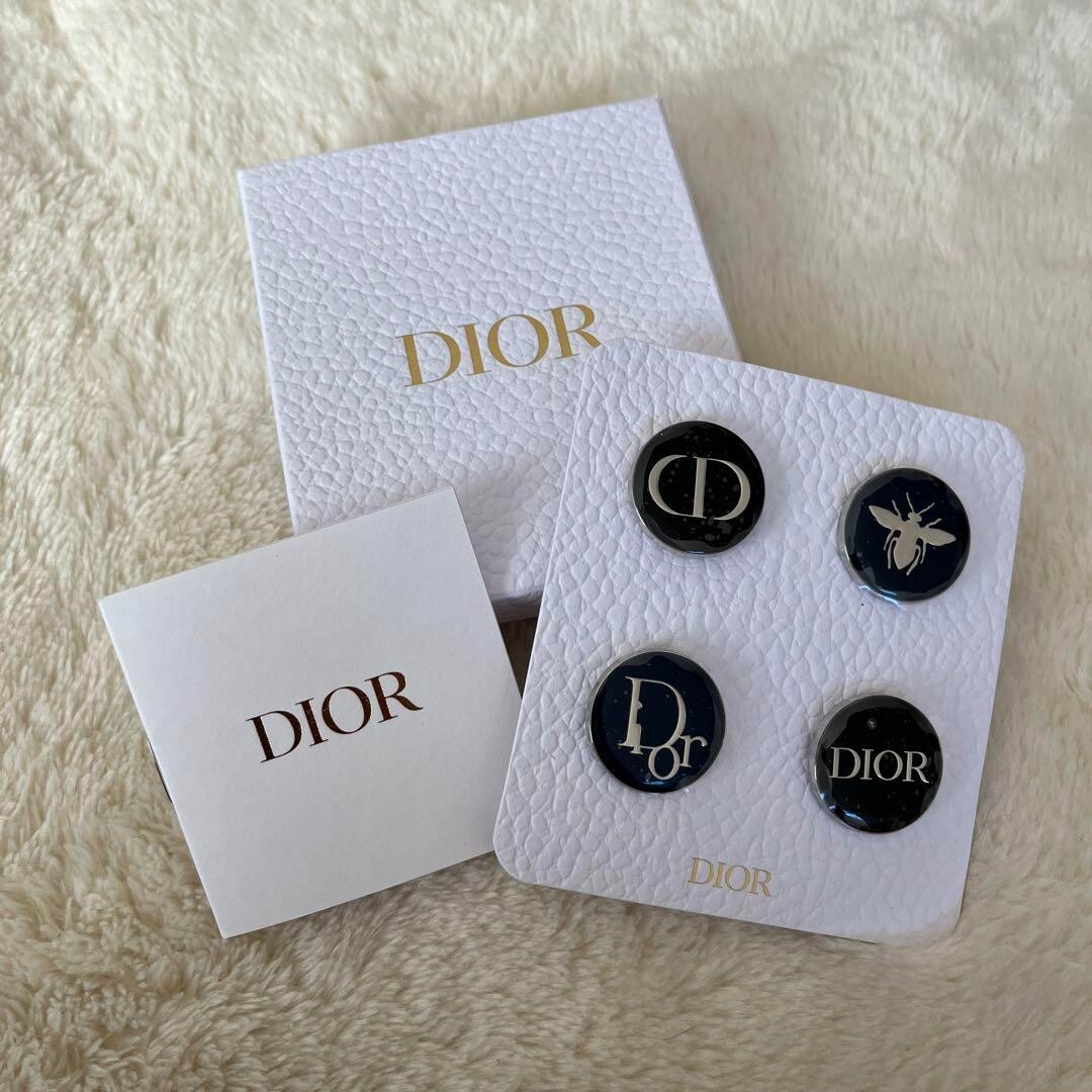 DIOR homme ピンバッチ 3種 非売品 DIOR HOME ディオール 黒 刺繍 ピンバッジ
