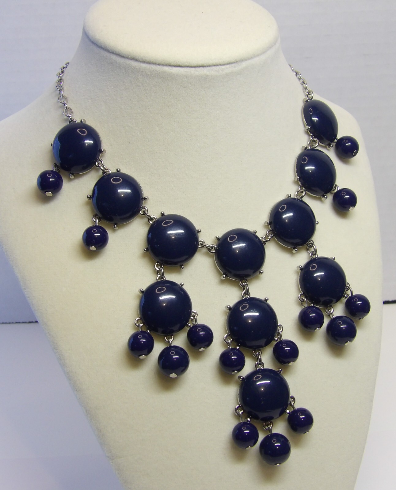 Dark blue bubbles statement silver tone necklace - image 2