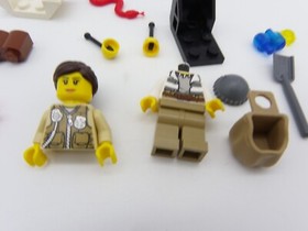 LEGO CITY: Swamp Police Starter Set (60066) Partial Set 11/60 18% With Minis