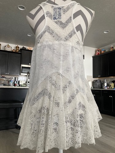 NWT You Are Not Alone Solid White Lace Racerback Pullover Tunic Tank Top Size M - Picture 7 of 12