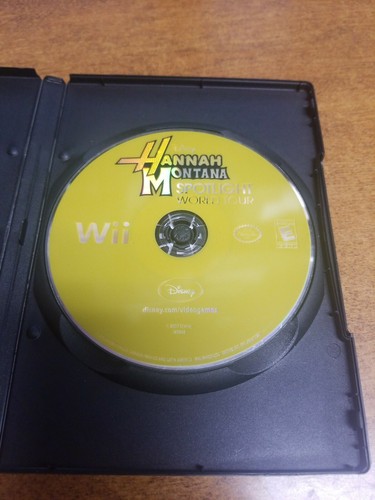 Hannah Montana: Spotlight World Tour (Nintendo Wii, 2007) - Picture 3 of 3