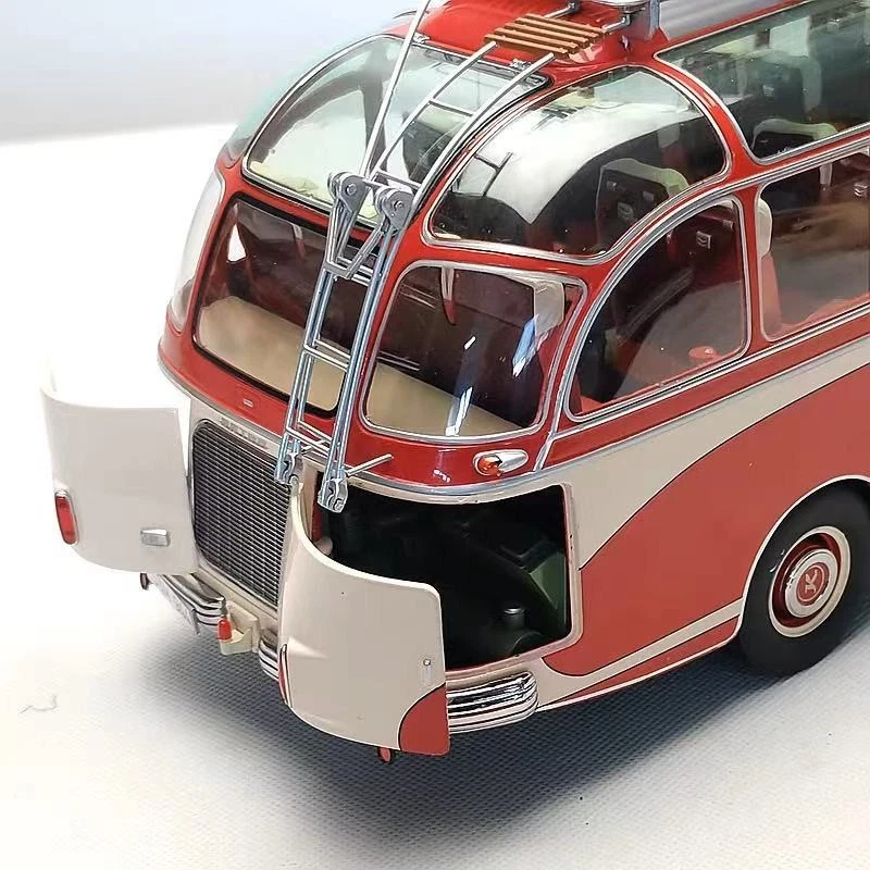 Schuco 1:18 Setra Realistic Alloy Bus Model - Image 3 of 4