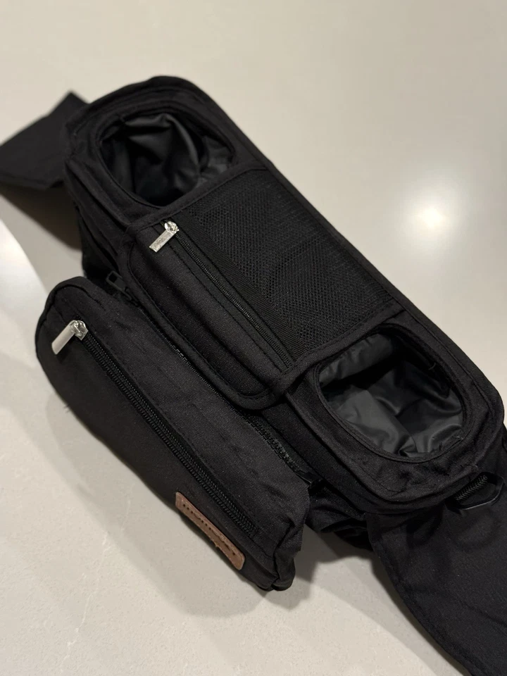 Organizador Universal para Cochecito Momcozy con Portavasos Aislado, PRE-USADO Foto 4 de 4