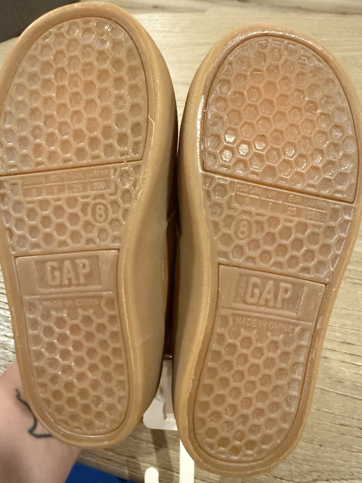 Botas GAP para bebé nuevas con etiquetas - niño pequeño talla 8 Foto 4 de 4