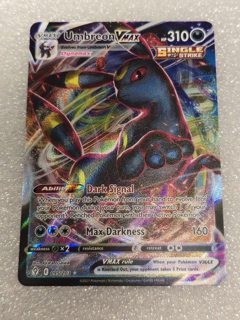 Umbreon VMAX (Evolving Skies)