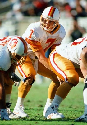 Tampa Bay Buccaneers quarterback Craig Erickson behind center duri- Old Photo 2