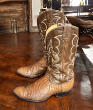 VTG Tony Lama Men’s Cowboy Boots 10E Style 8005 Teju Lizard Exotic Brown USA