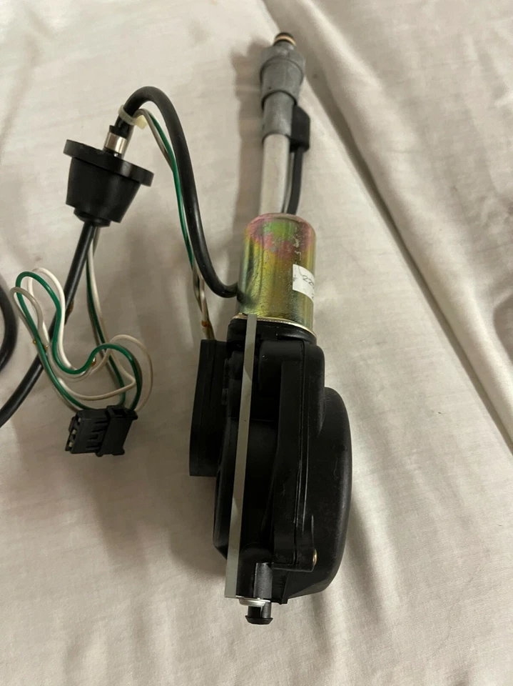 ANTENA DE ALIMENTACIÓN PONTIAC GRAND AM 1989-1991 - GM 22538565 OEM NOS Foto 3 de 4