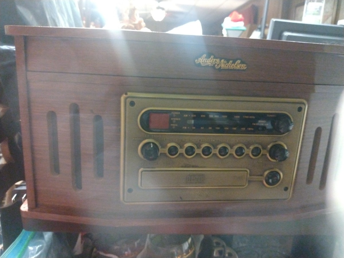 Anders Nicholson Model GA08 AM/FM Radio, Turntable, Cassette & CD