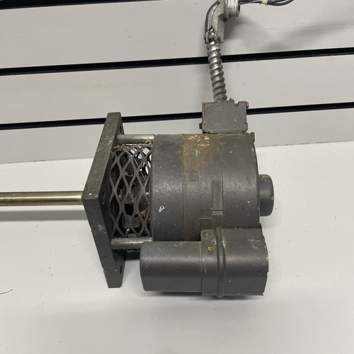 Universal electric Co. Electric Motor - 116/230V - 1300/1550 RPM - Picture 14 of 15