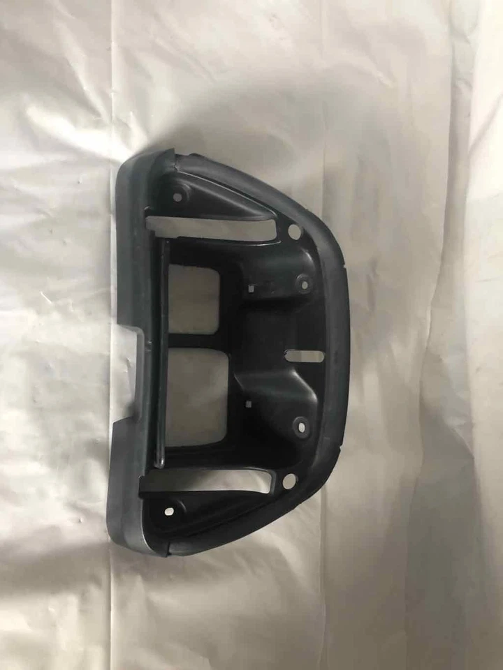 Nissan LEAF 2011 puerto de cargador cubierta envolvente exterior negro OEM Foto 3 de 4