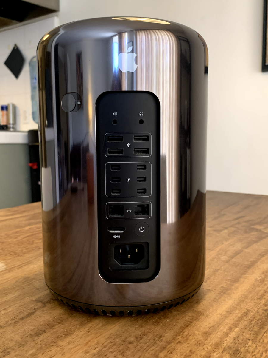 Apple Mac Pro 2013 Cylinder Desktop 6-Core, 48 GB RAM Apple Mac Pro 2013 Cylinder Desktop 6-Core, 48 GB RAM