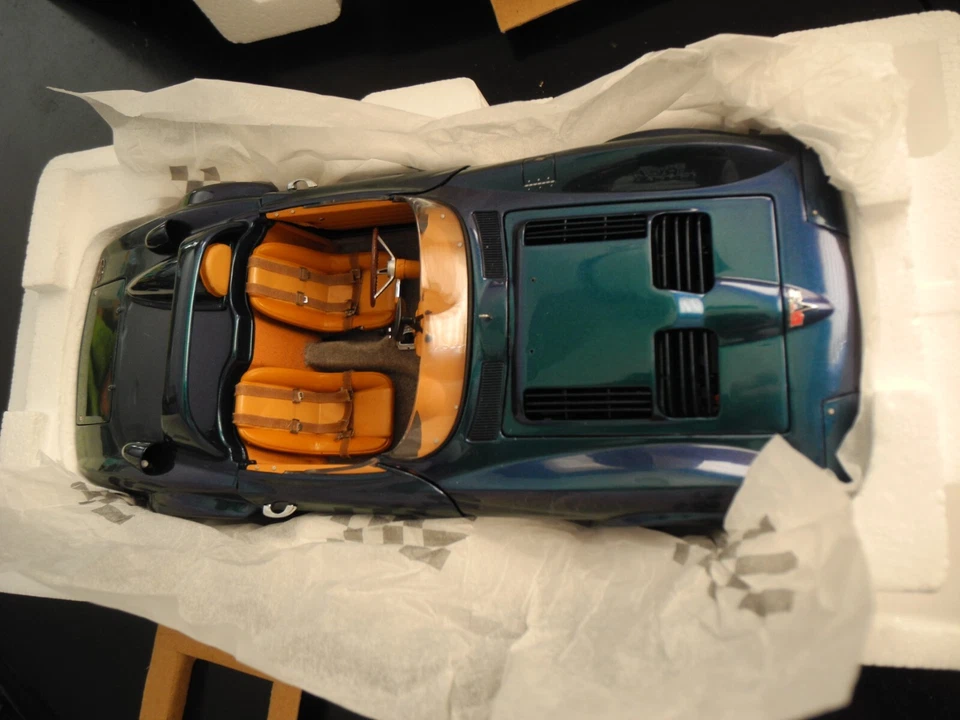 Collector's FIND, Danbury Mint, Exoto 1964 CORVETTE ROADSTER STANDOX DAYTONA1:18 - Image 4 of 4