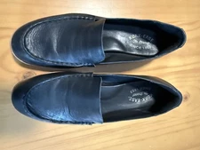 KORK EASE Black Meg Women's Moc-Toe Leather Loafer Sz 11