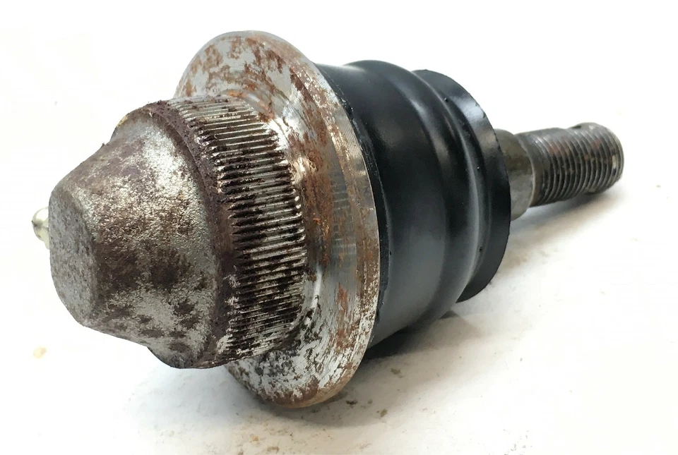 Rótula de suspensión McQuay-Norris FA2099 NOS Foto 2 de 3