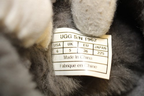 UGG Bailey Button Triplet Womens Size 6 36 Grey Suede Shearling Tall Boots 1962 - Picture 14 of 24