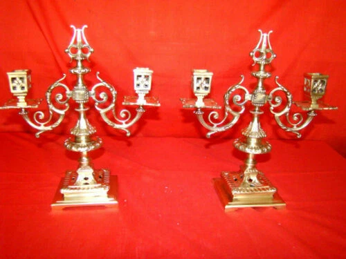 Objets du XIXe siècle et avant renaissances originaux en bronze