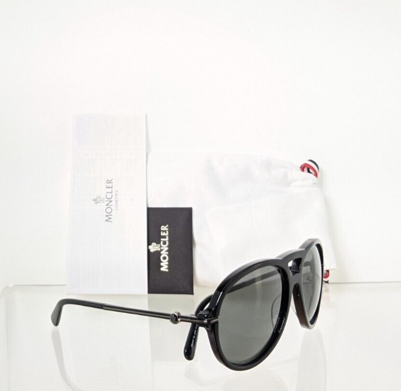 Brand New Authentic Moncler Sunglasses MONCLER ML 0288 01A  display picture 3