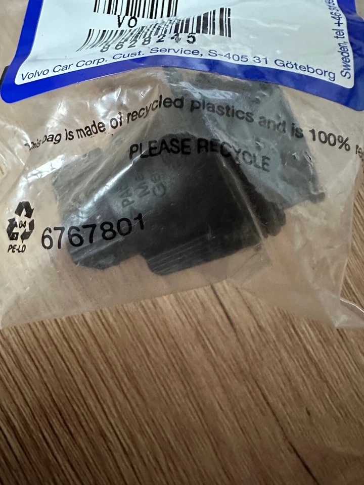 GENUINE OEM VOLVO C70 MK1 Indicator Bulb Socket 8628245 NEW GENUINE Foto 4 de 4