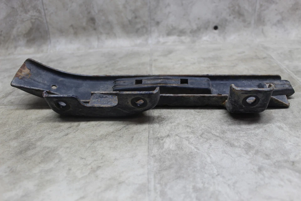 89-04 Suzuki Quadrunner Lt 160 Oem Rear Back Lower Drive Chain Guard Cover - Image 3 of 4