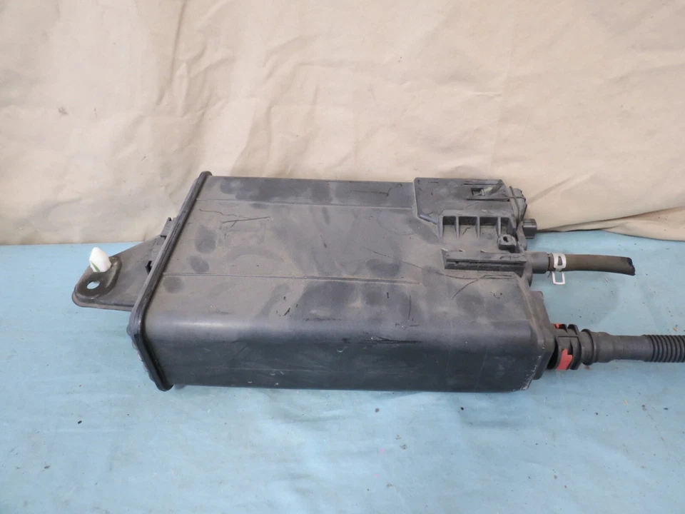 ✅ 11 12 13 14 15 16 Toyota Sienna Fuel Vapor Charcoal Can Canister 77740-08070 Foto 2 de 4