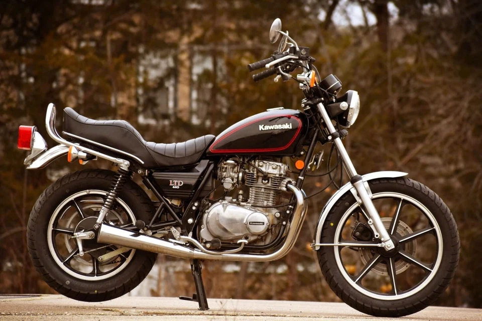 81 - 83 Kawasaki KZ440 KZ 440 LTD selim de assento de motocicleta alta qualidade preto novo. - Imagem 4 de 4