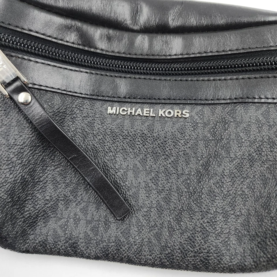 Riñonera MICHAEL Michael Kors Logo para mujer talla única negra cierre frontal con cremallera Foto 3 de 4