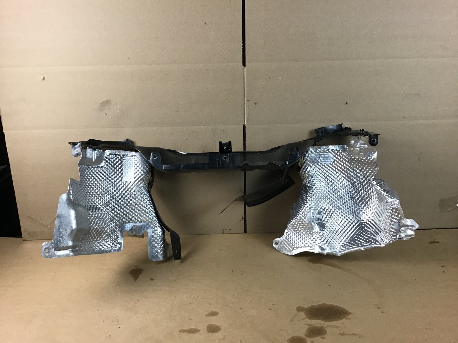 McLaren 720S 720 2018 Rear Exhaust Manifold Heat Shield Splash Set 17 - 20 |:O