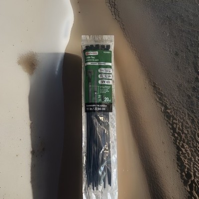 Utilitech 11'' Black Outdoor Zip Cable Ties Type 21  75 LBS