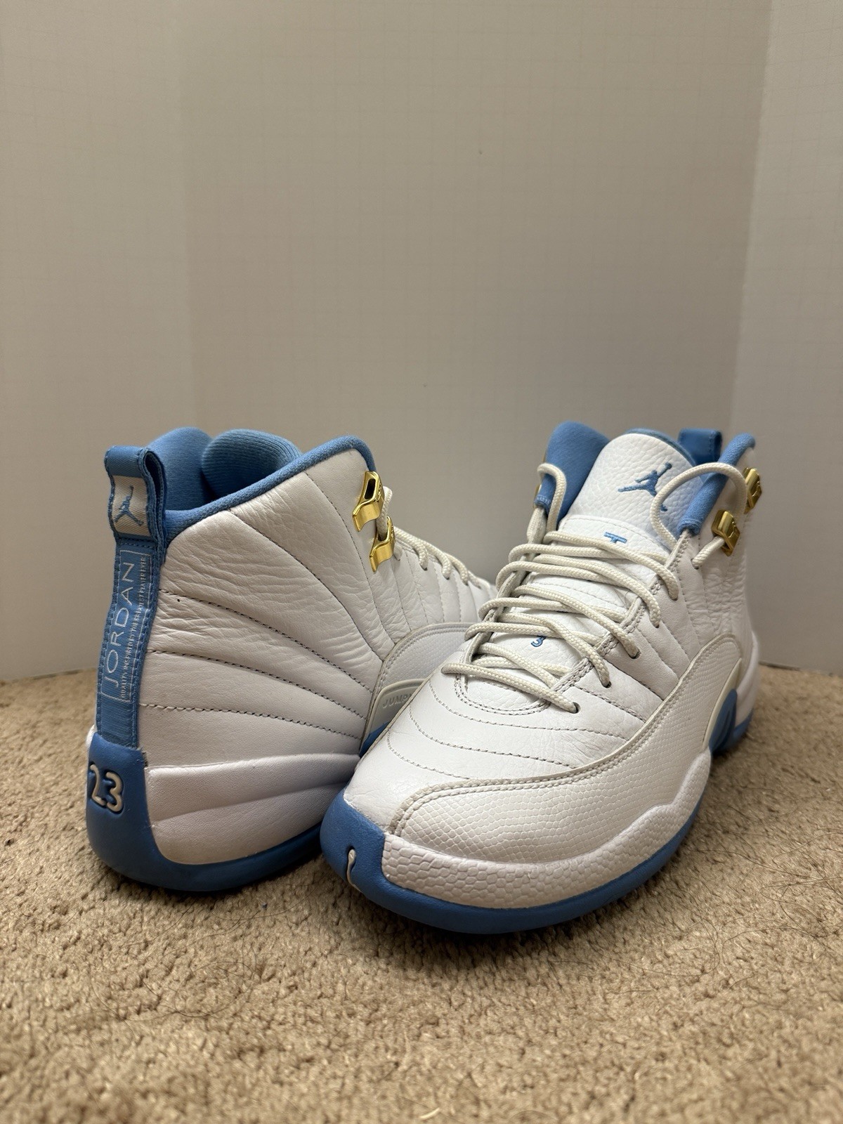 Air Jordan 12 Retro GS University Blue Size 7Y 2016 Used Sneakers