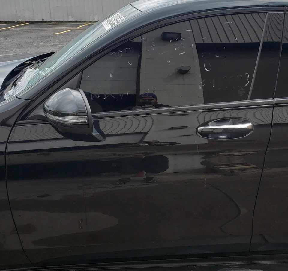 Parasol derecho negro 811A 18 19 20 21 22 MERCEDES GLC63s Foto 4 de 4