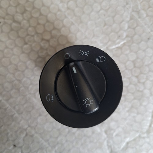 Original VW Passat 3B Golf 4 Bora Beetle Lichtschalter Licht Schalter 1C0941531